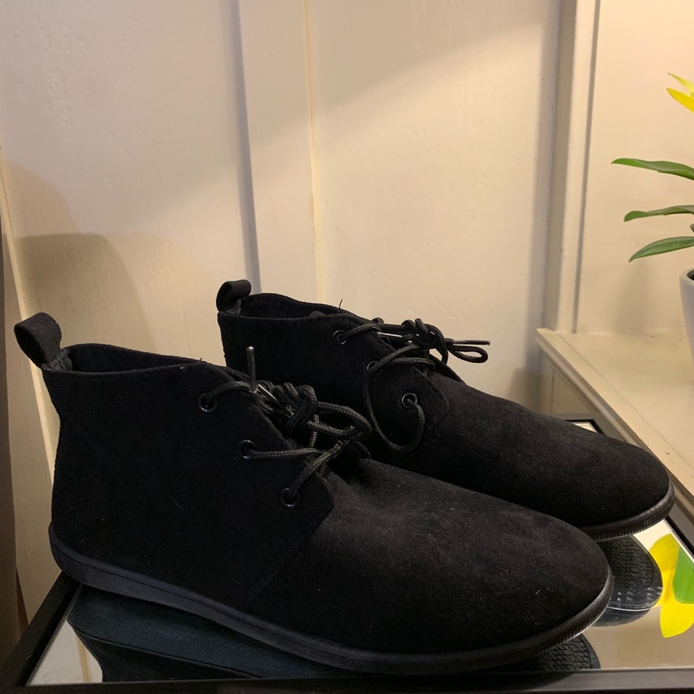 Refresh Black Shoes